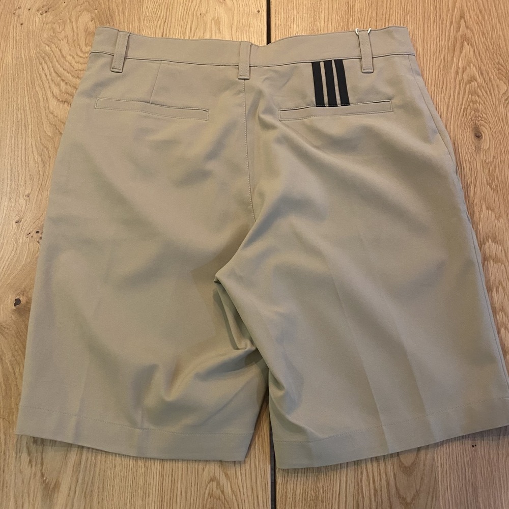 Adidas‎ Golf Shorts Performance Men's Chino Beige Inseam 9" New NWT Size 30 - Picture 2 of 9